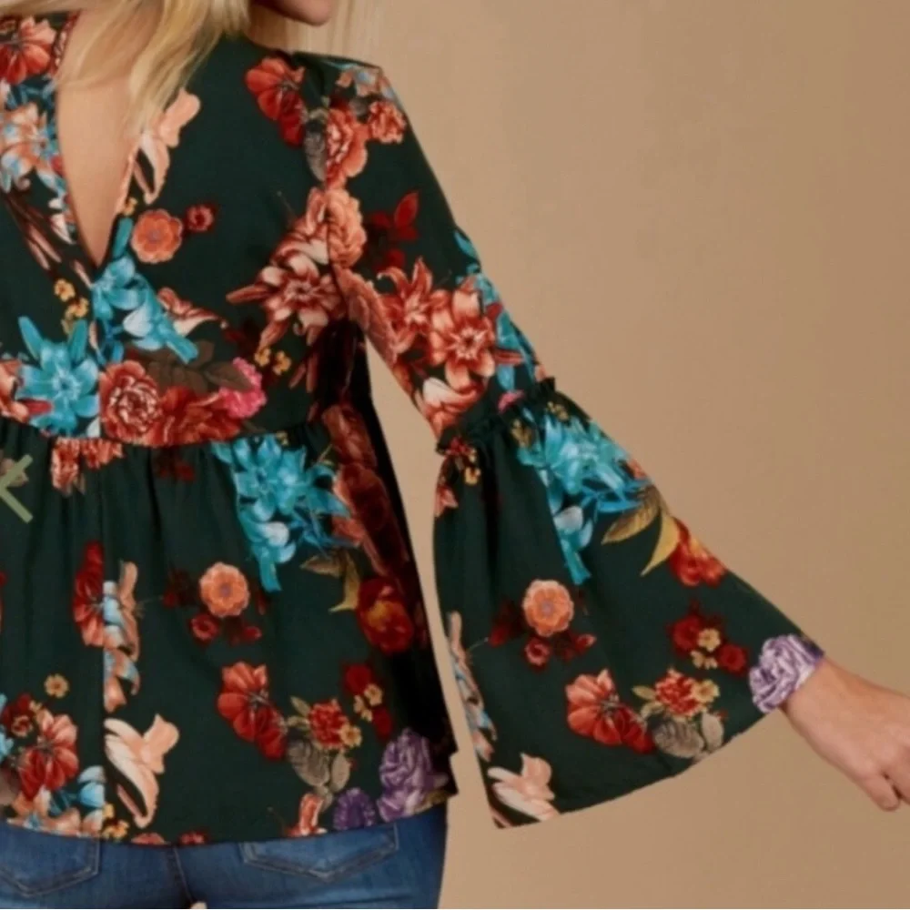 Altar’d State Green Floral Blouse Flare Bell Sleeve Choker Collar Top SZ Medium